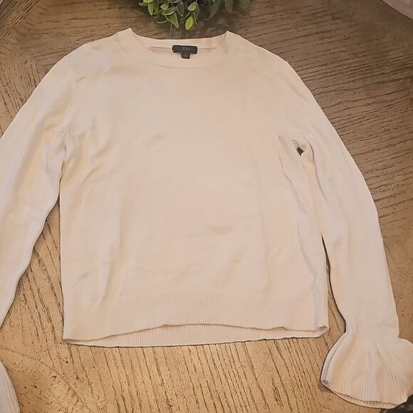 J. Crew Cream Crew Neck Sweater Size M Bell Sleeve - Picture 9 of 9